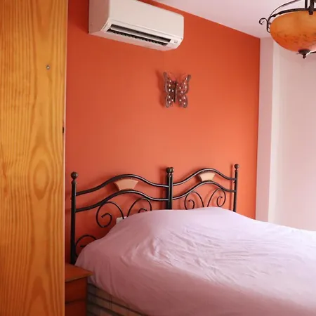 度假居 Vista Montana Benidorm *